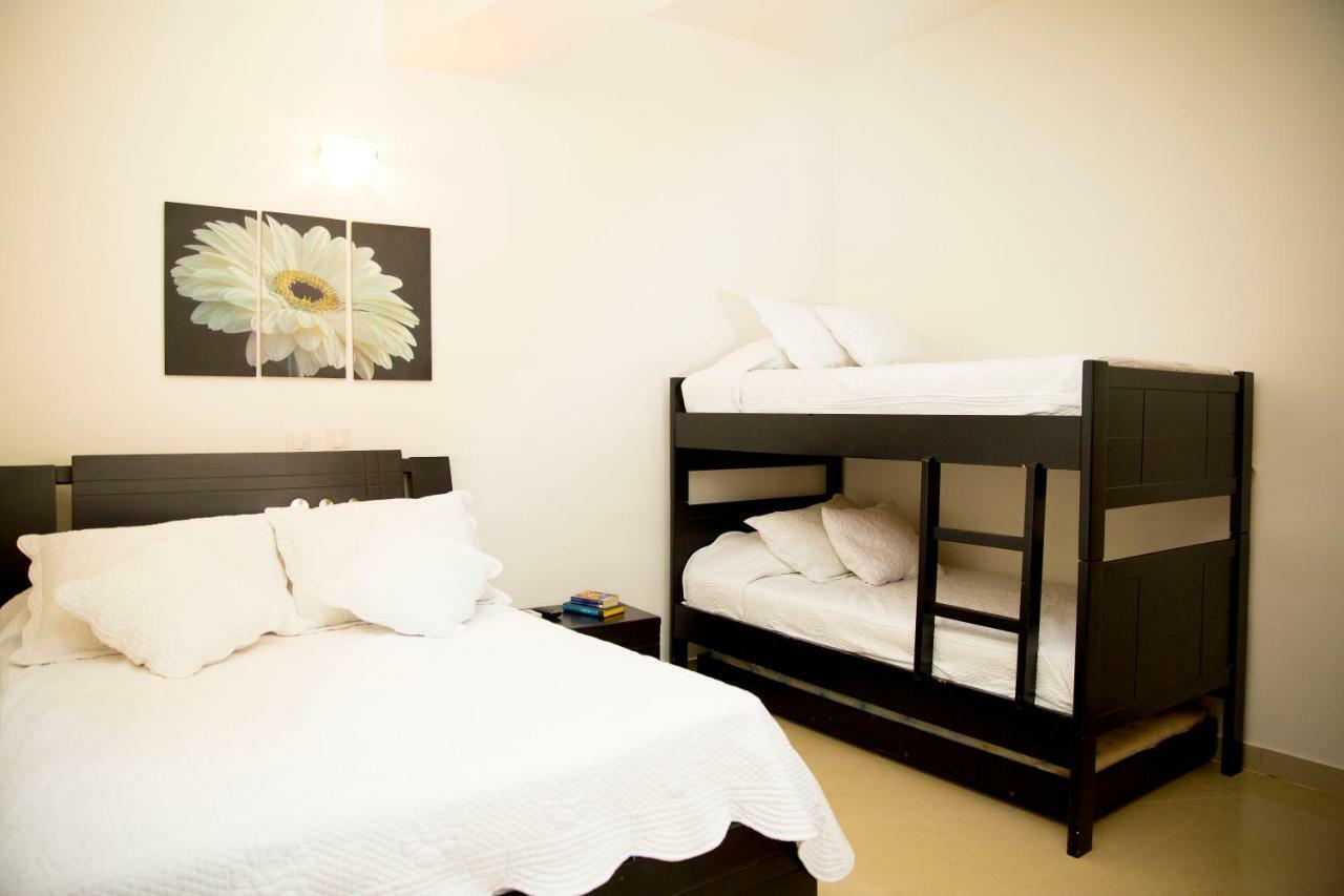 Poseidon Lake Apartments Cartagena  Exterior foto